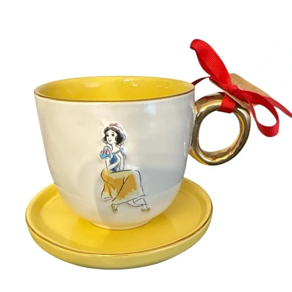 Disney Snow White Yellow and Gold Mug with Saucer very LARGE NWOT - Picture 1 of 4